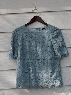 Banana Republic Dusty Blue Floral Eyelet Lace Top XXS